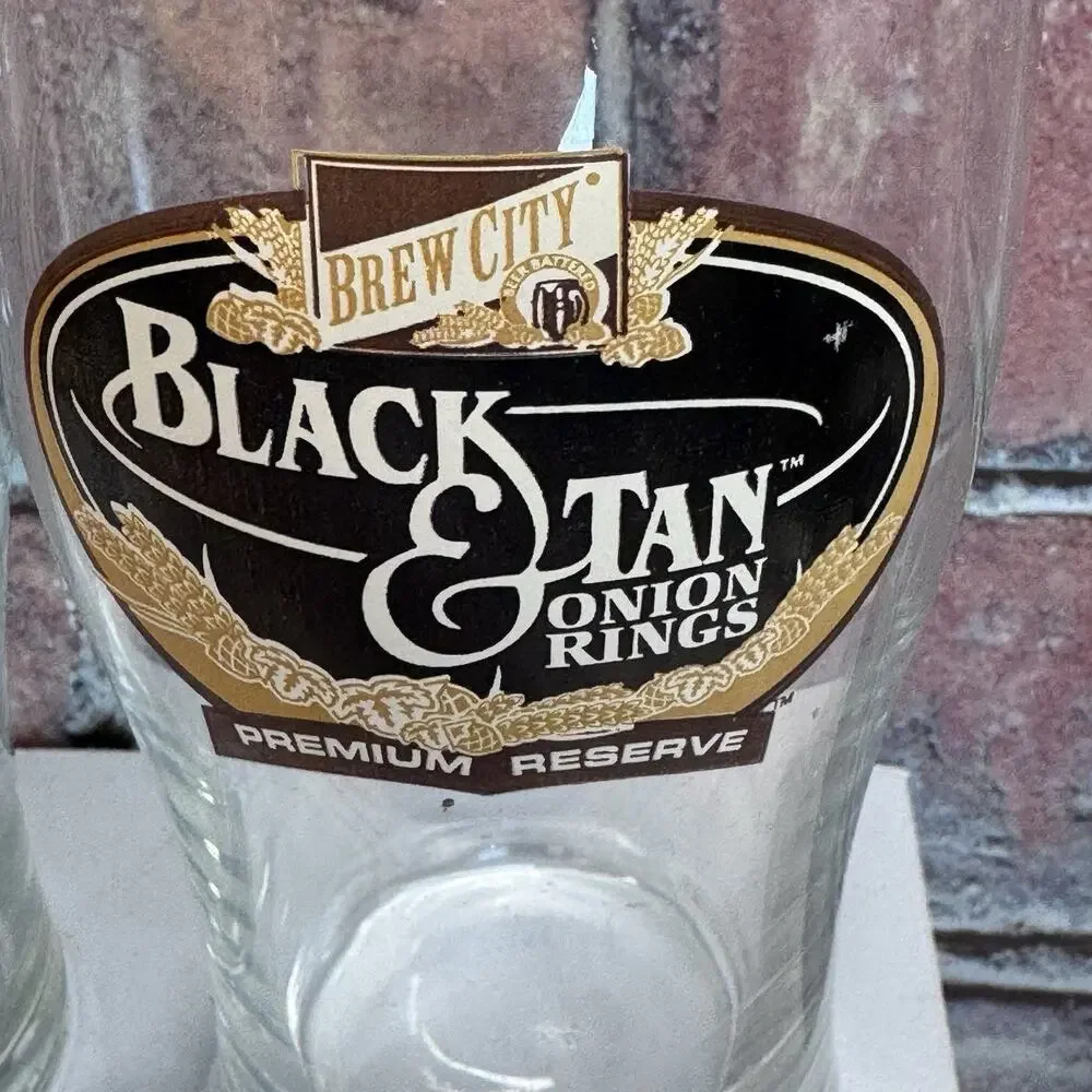 Brew City Pint Beer Glasses Black &‎ Tan Onion Rings 12-Ounce Barware Set of 2